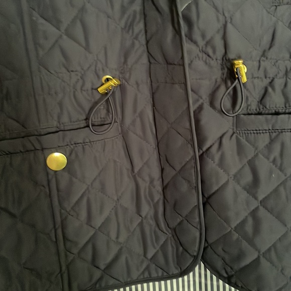 Crown and Ivy Quilted hooded navy zipper front vest. Size small.  Tie at waist - Picture 3 of 4